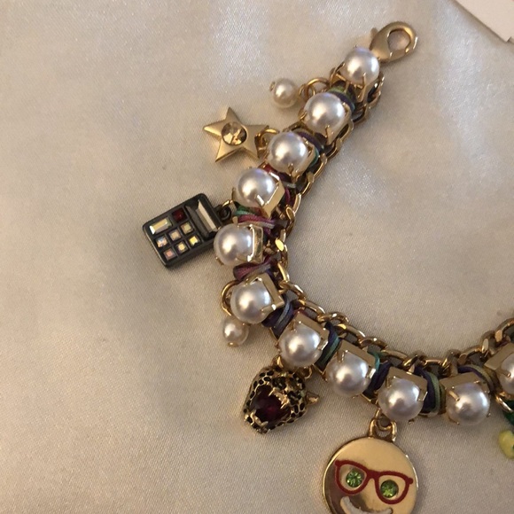 Betsey Johnson Gold Tone & Faux Pearl Back To School Charm Bracelet NWT - Picture 8 of 16